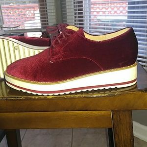 Red velvet Oxford shoe
